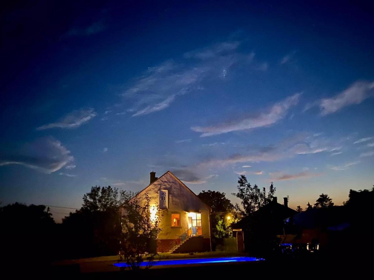 River House - Luxury House On The Border Of The Tisza River Arokto Dış mekan fotoğraf
